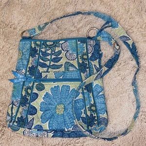 LN - Vintage Vera Bradley Hipster Doodle Daisy Bag